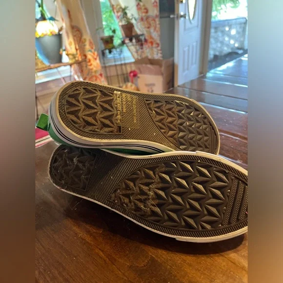 NEW Chosen steps green sparkly toes - Picture 6 of 8